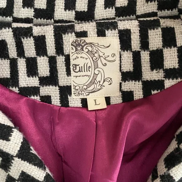 Tulle Checked Black and White Coat (Sz. L) - Picture 5 of 11